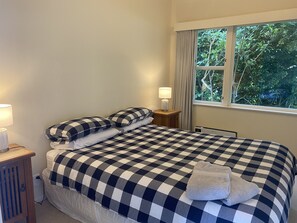 5 bedrooms, iron/ironing board, travel cot, WiFi