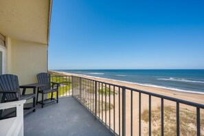 Property grounds - Top Floor OBX Condo with Ocean & Sound Views, Walk-In Shower (Nags Head)