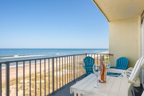 Property grounds - Top Floor with Oceanfront & Sound Views! Walk-in Shower, Avail: 9-6-25 - 9-13-25 (Nags Head)