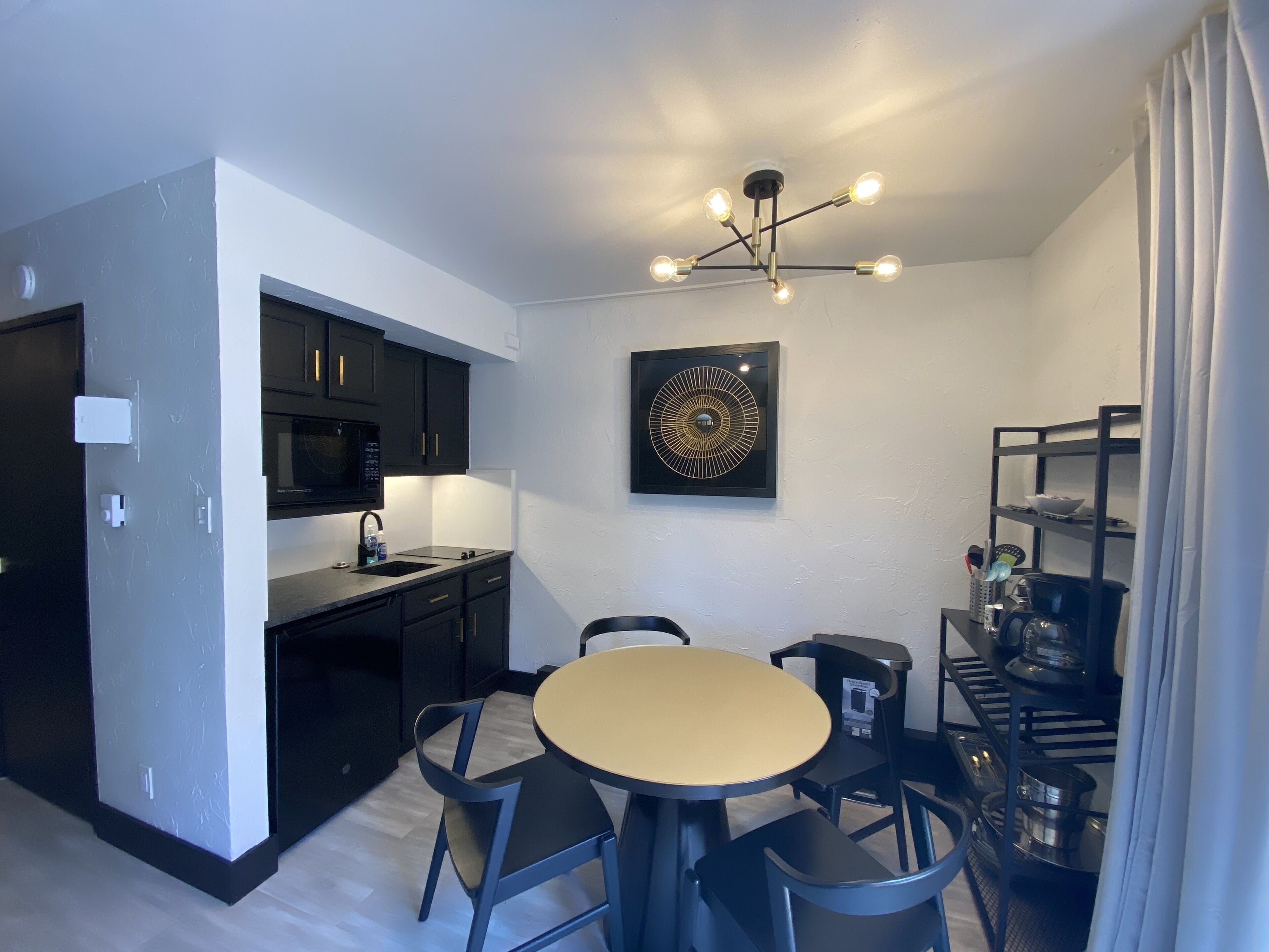 Fridge, microwave, coffee/tea maker, toaster