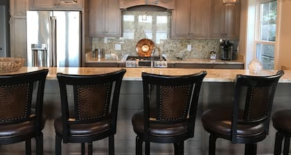 Nivel inferior - Casa principal en el lago Winnipesaukee en Meredith Bay Luxury Villa
