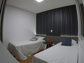 2 quartos, ferros/tábuas de passar roupa, Wi-Fi, roupa de cama