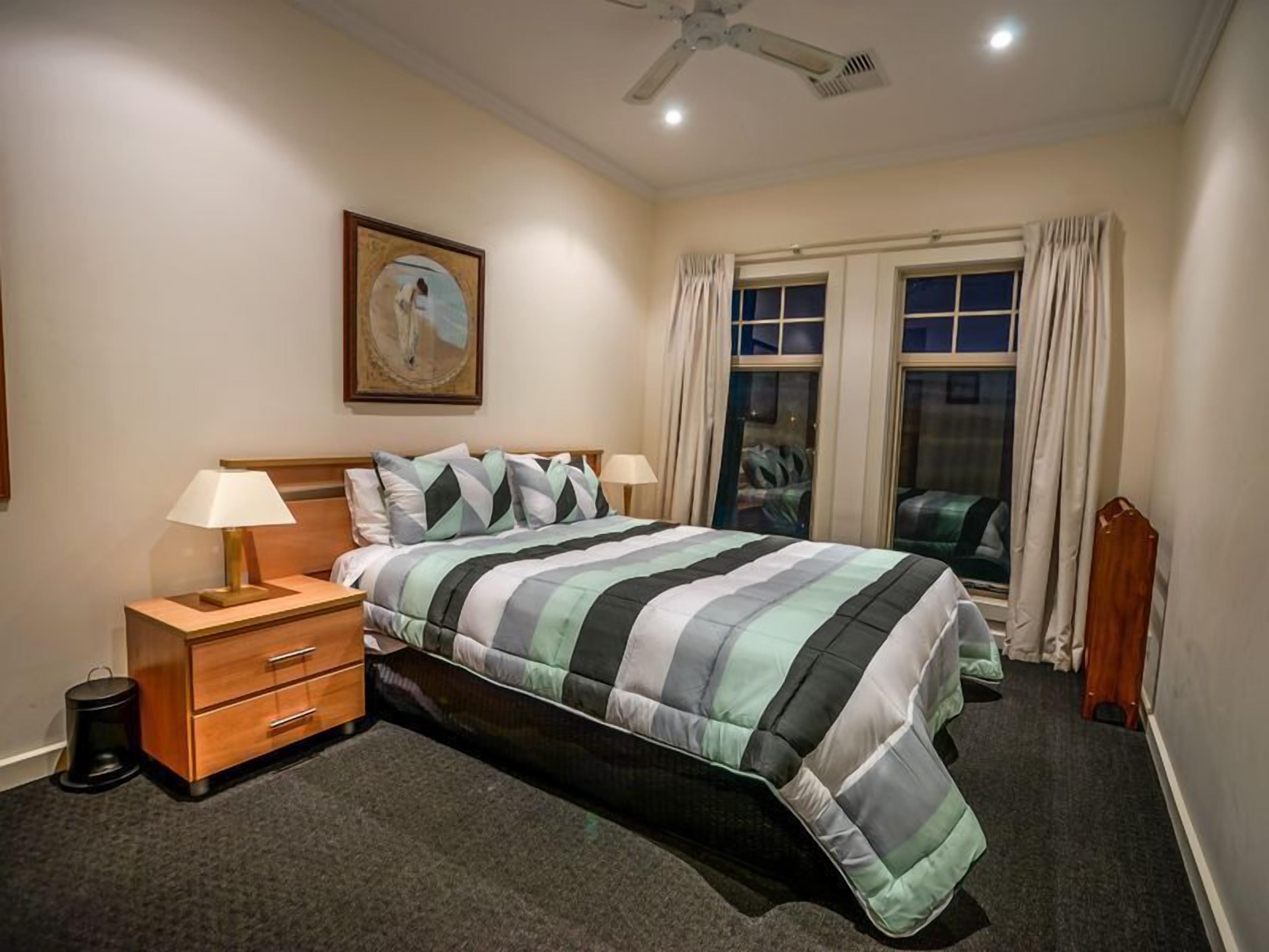 IDLE TIMES - Luxury on Copper Coast Marina — image 16