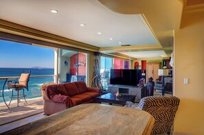 Smart TV, reproductor de DVD, estéreo