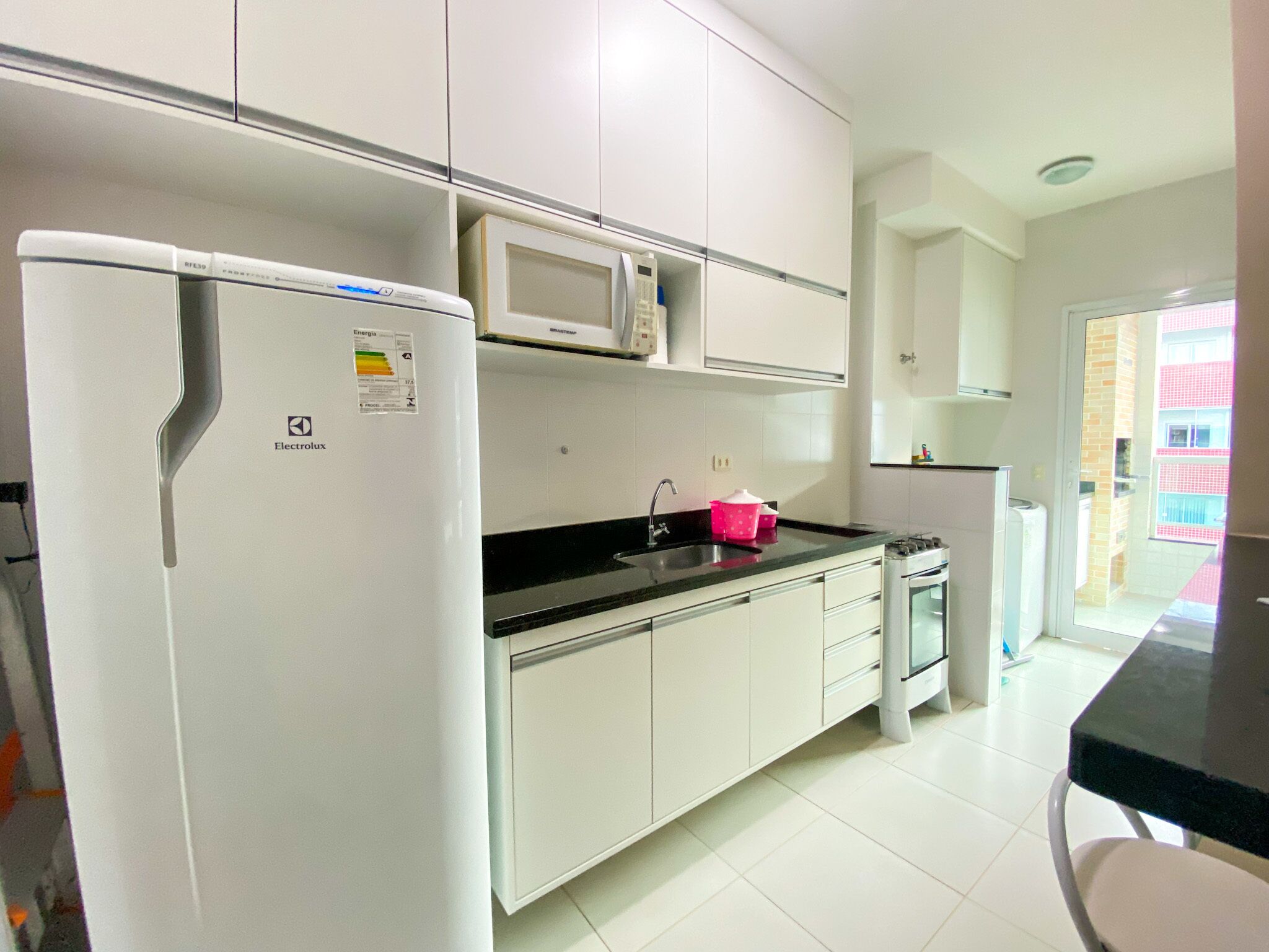 EXCELENTE APTO 44- NAS TONINHAS, AMBIENTES HIGIENIZADOS, TEMOS OUTRAS OPÇÕES.