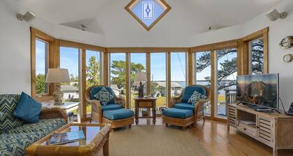 Shore Thing on Oyster Bay | Waterfront Views, Bulkhead Fishing + Waterside Balconies