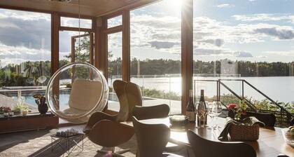 540 m² ylellinen design-talo järven rannalla, uima-altaat