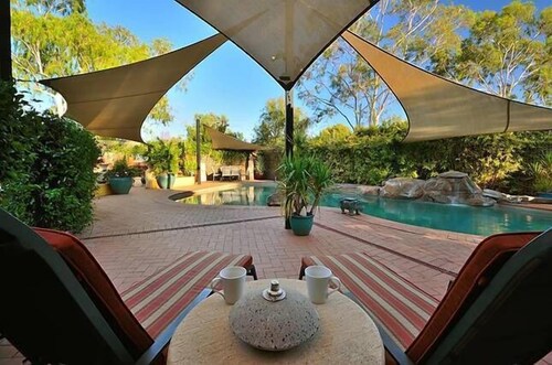 Vatu Sanctuary - The Kingfisher (2 bedroom with direct access to the pool)