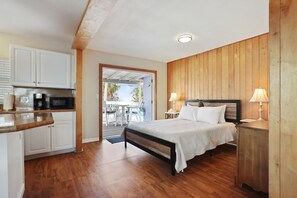 Internet, bed sheets