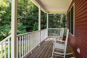 Property grounds - Pet Friendly Red House: Short Walk to Private Dock & Lake George! (Lake George)