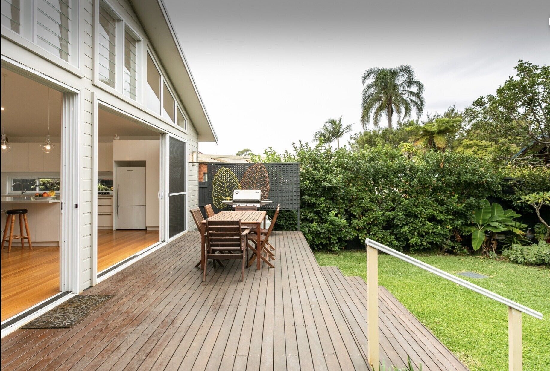 Beach near Manly — image 30