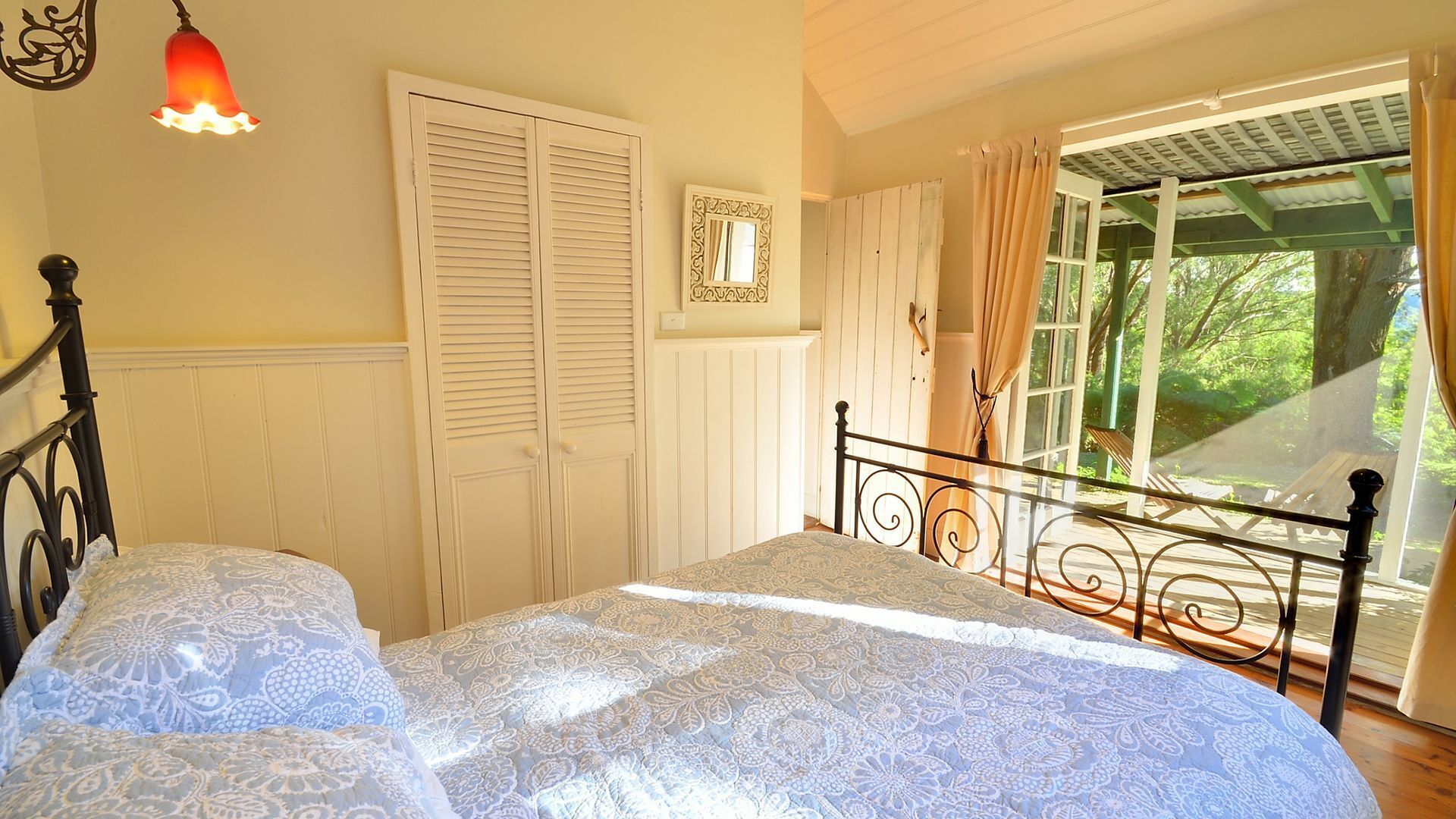 Red Dog Retreat Cottages