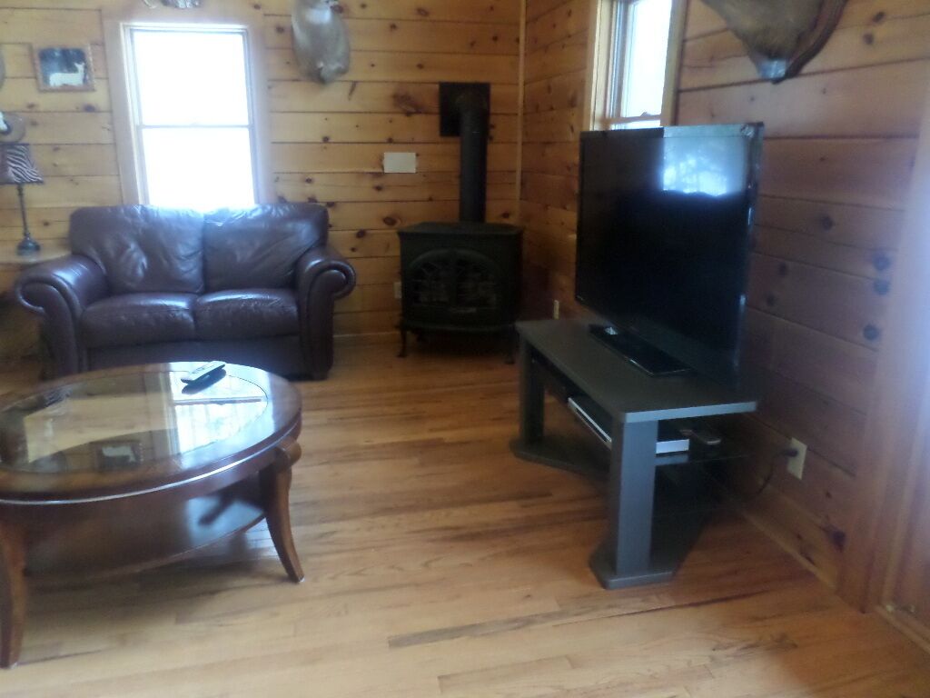 Log Cabin-Unique/Beautiful