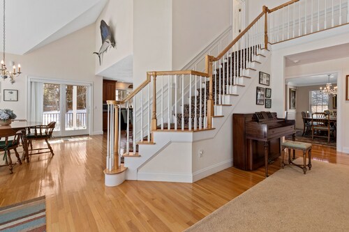 Chatham-Walk to Town/Beach-Multi Family Friendly