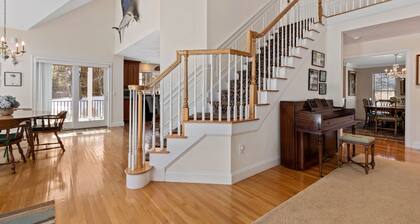 Chatham-Walk to Town/Beach-Multi Family Friendly