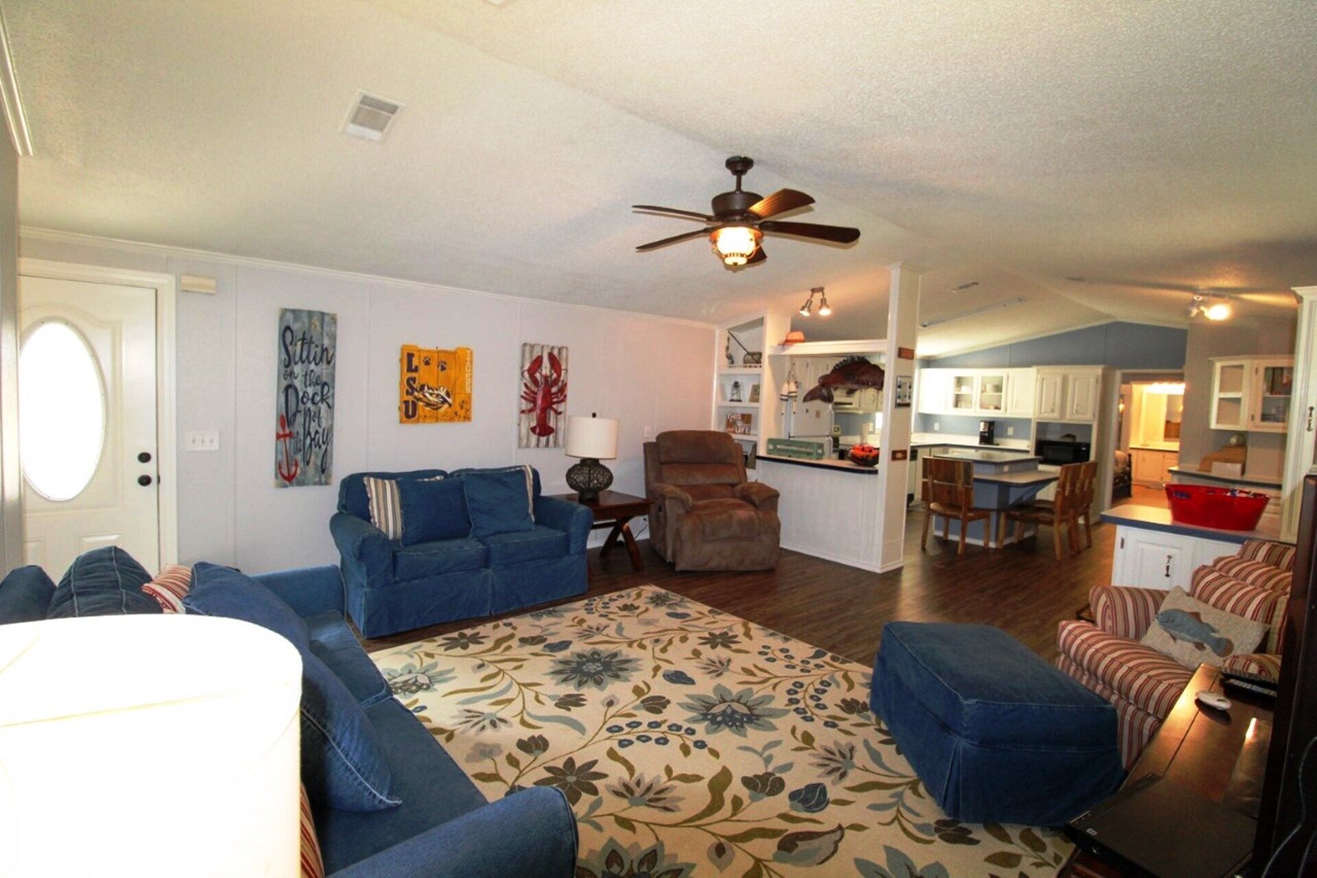 J&P's REEL'EM INN*3 BEDROOM*2 BATH*FISHING*BOATING*SWIMMING*