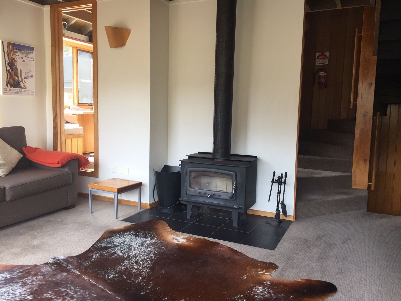 Thredbo Village Family CHALET - AMAZING VIEWS - central village — image 8