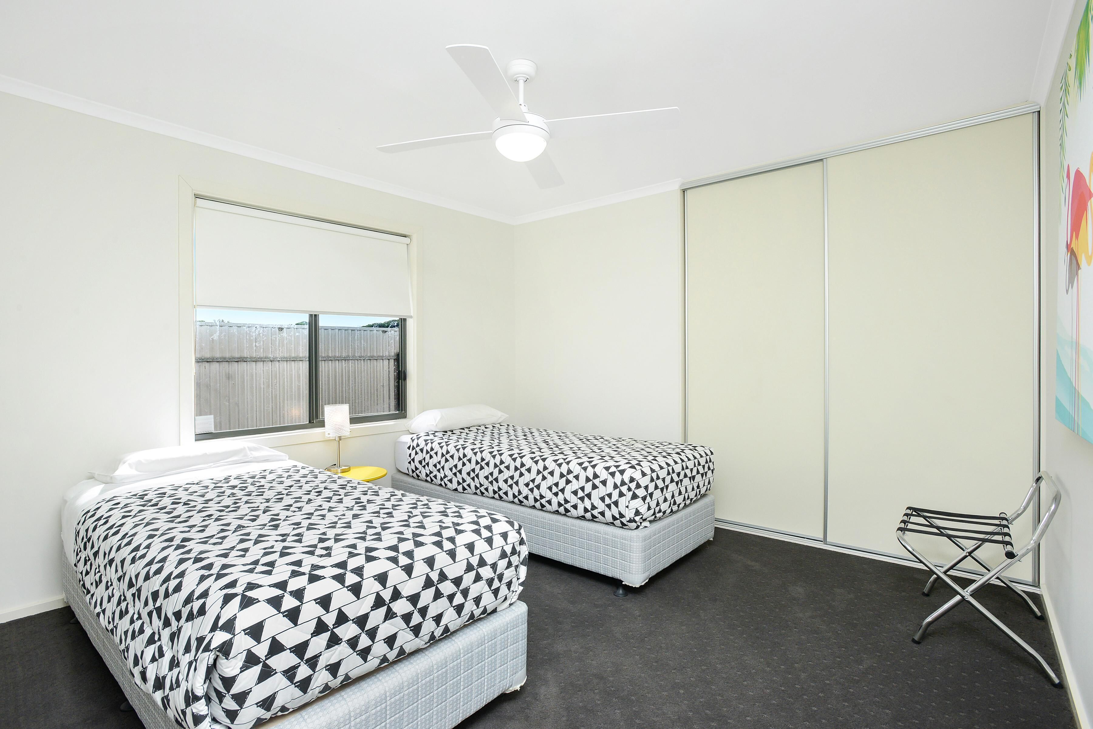 Bayside ~ Aldinga Beach - Large Family Beach House with Sea Views ~ C21 — image 19