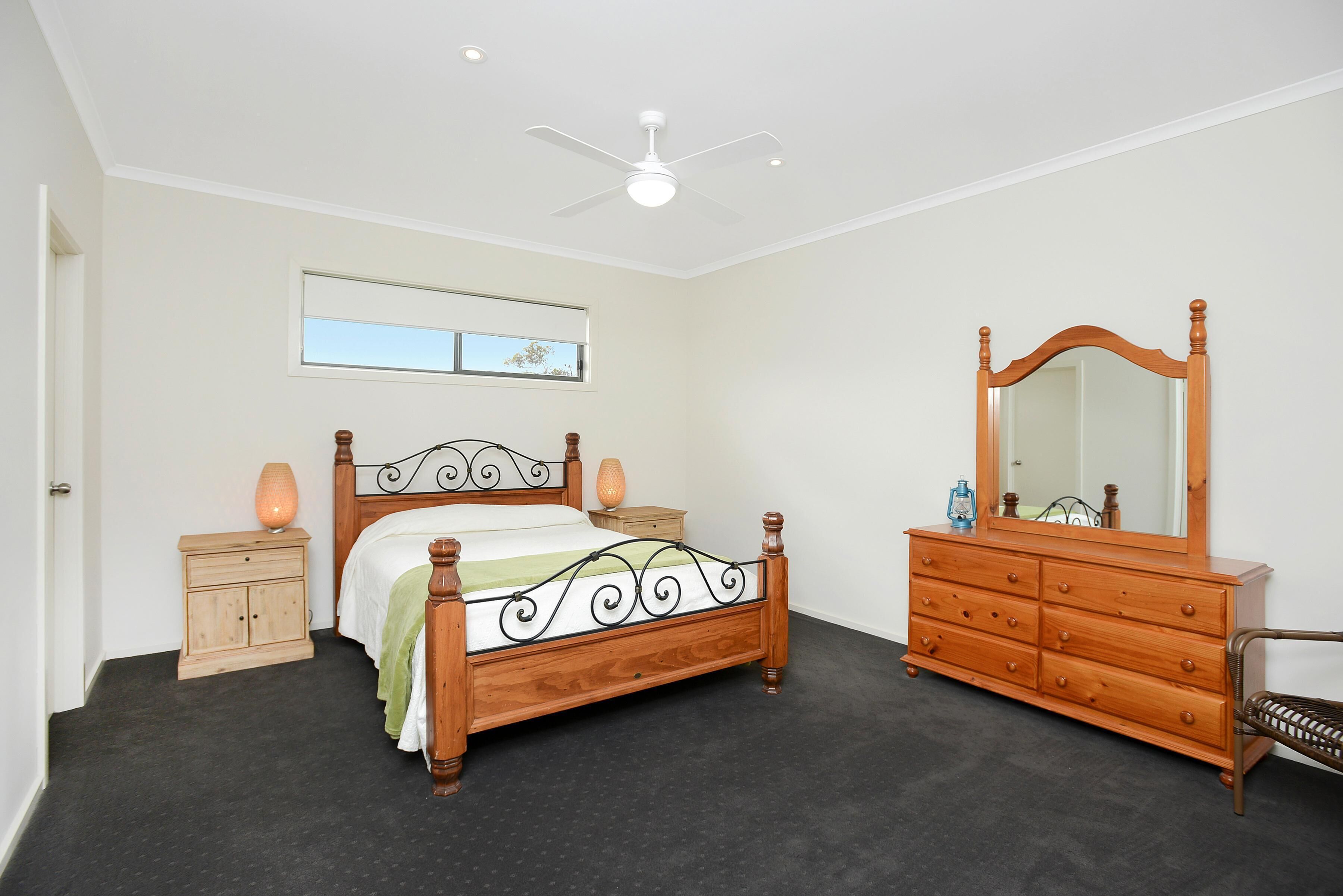 Bayside ~ Aldinga Beach - Large Family Beach House with Sea Views ~ C21 — image 12