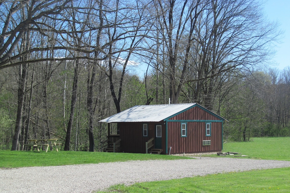 Crooked Creek Oasis (Little cabin on the creek) -Hocking Hills area