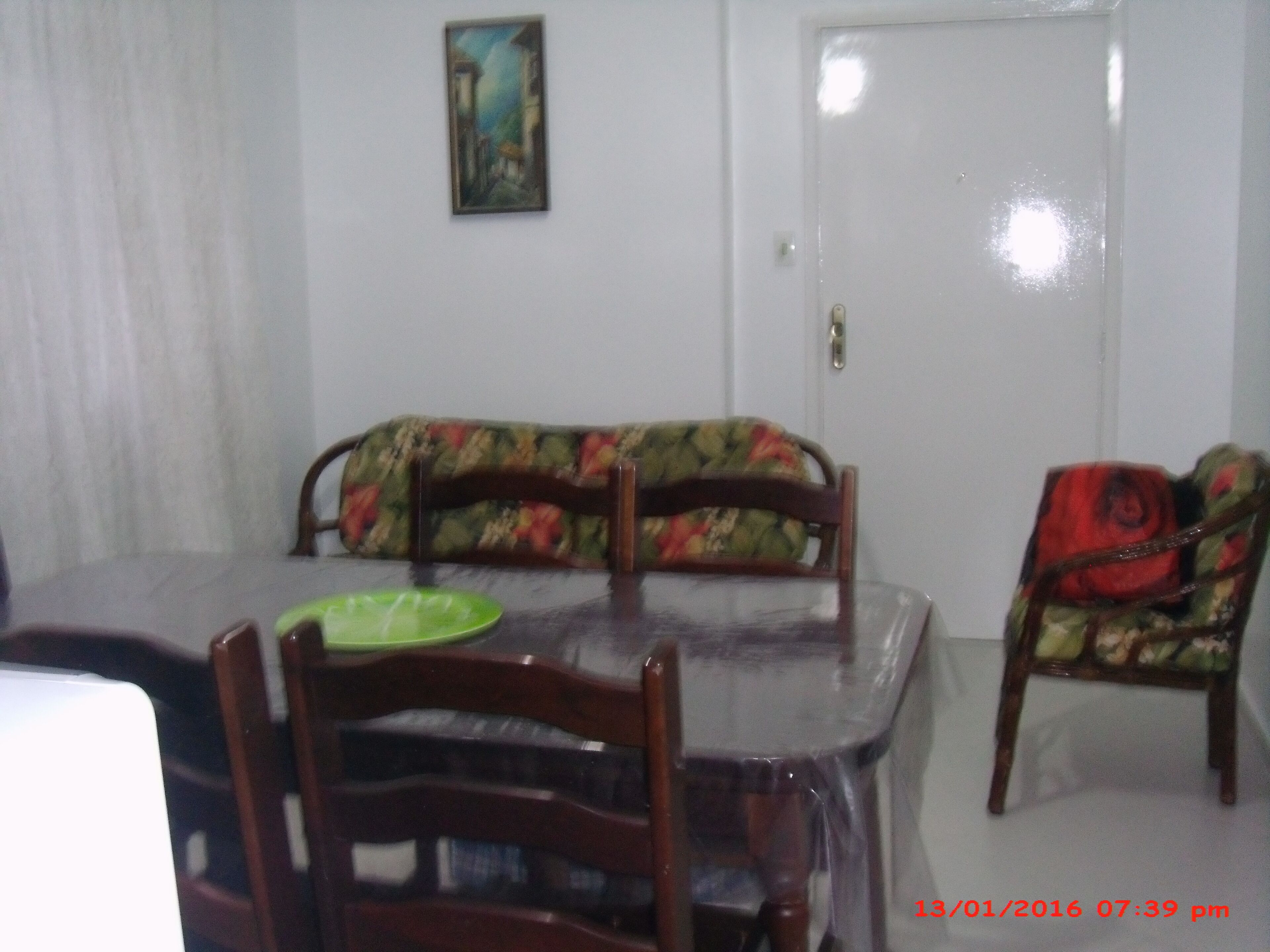 Apt. 2 Bedrooms + with WC, 50m Pitangueiras beach, 5 people