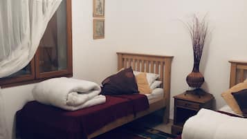5 bedrooms, iron/ironing board, travel cot, free WiFi