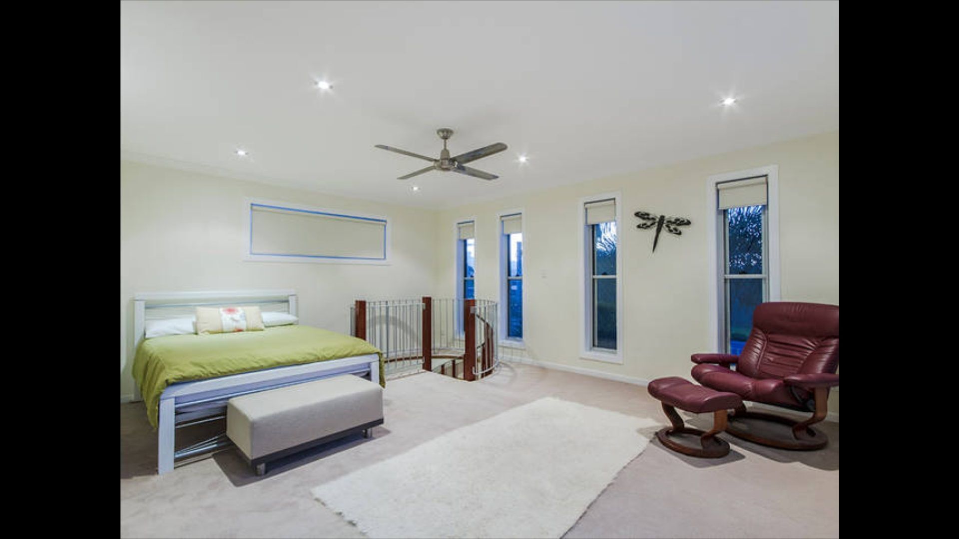 Golden Rio Family Waterfront Home Broadbeach — image 13