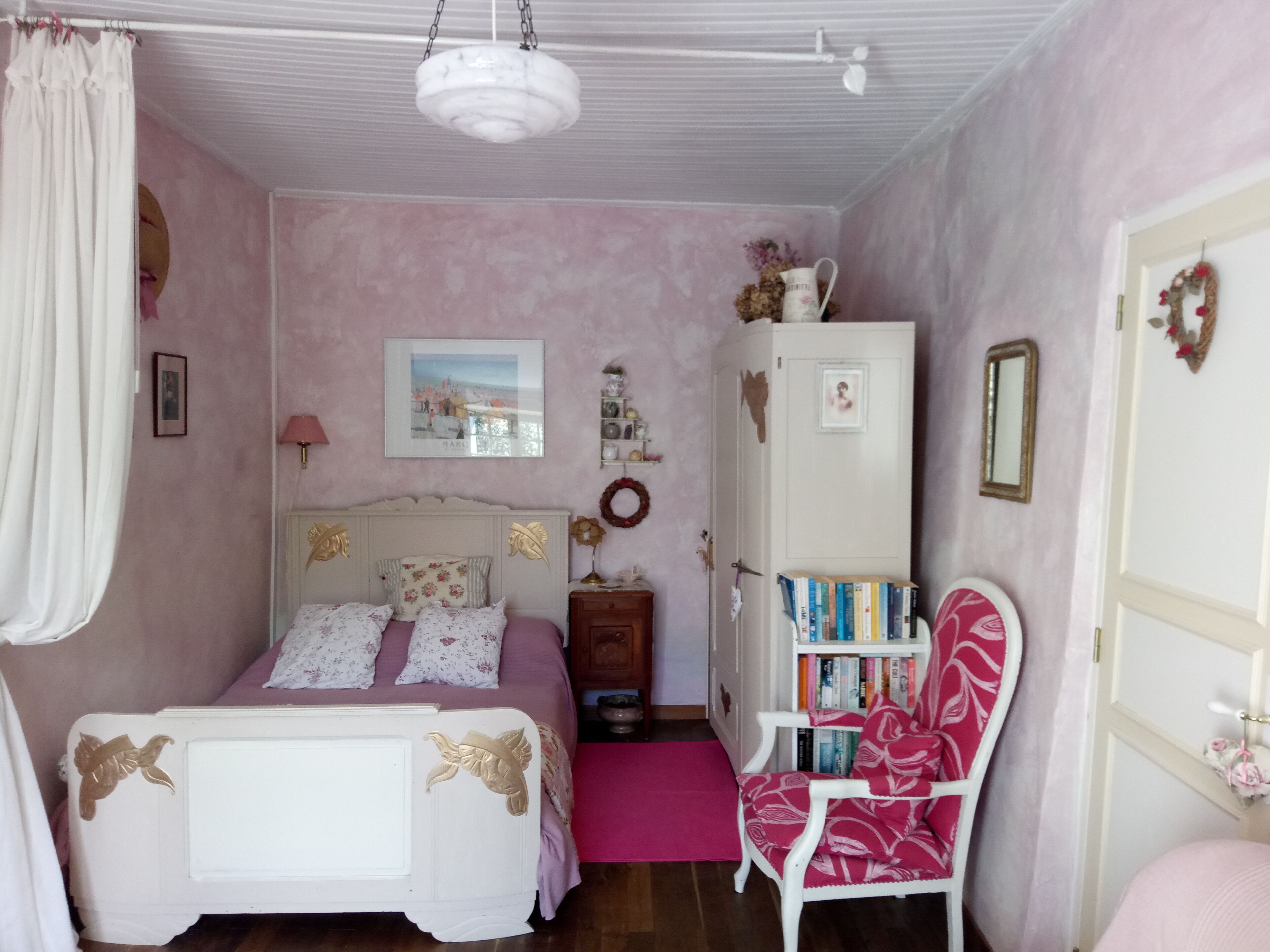 Charming Traditional Vendeen Cottage sleeping 4 in the peaceful countryside