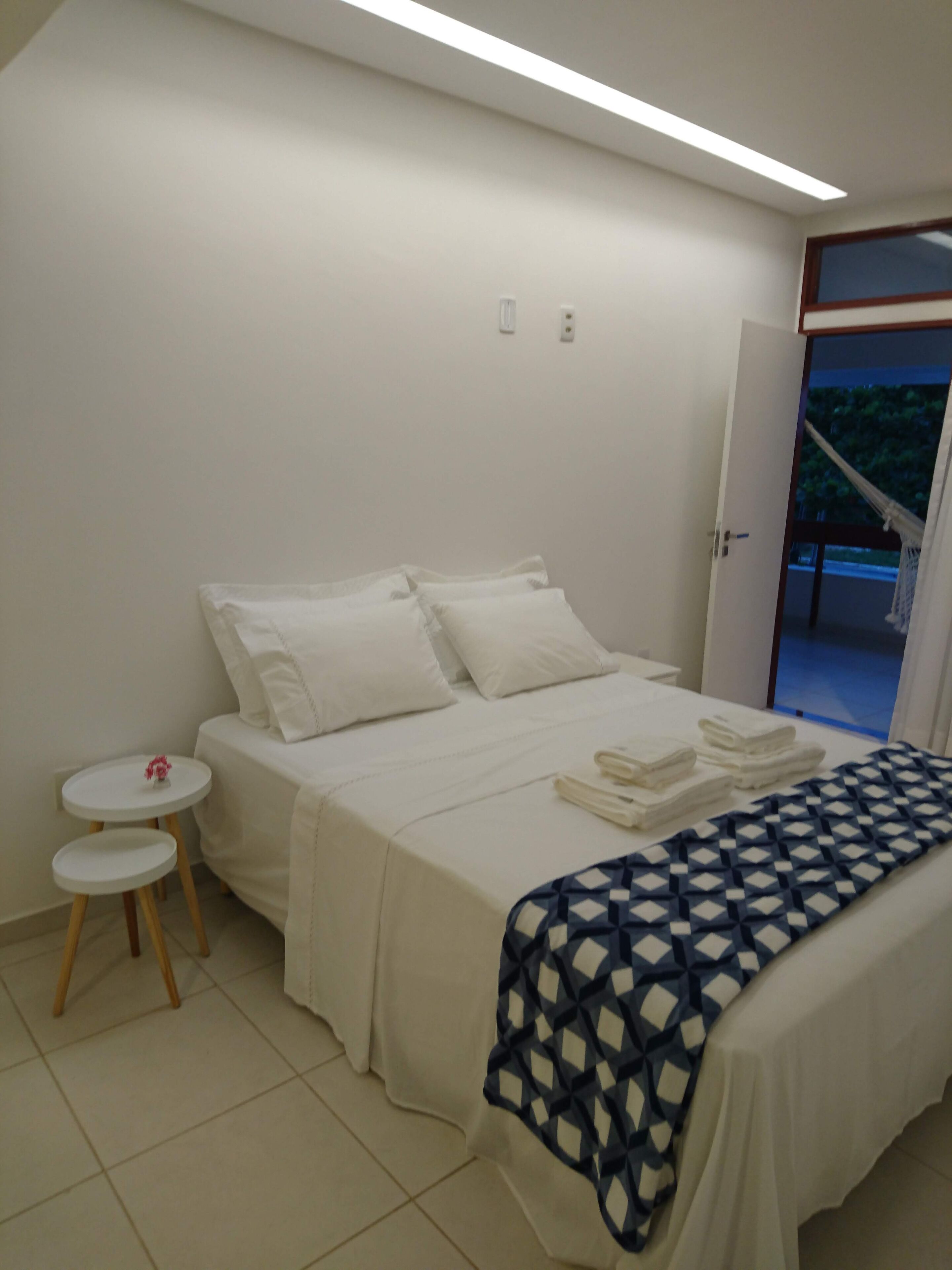 BEAUTIFUL HOUSE ON THE BEACH OF ENSEADA DOS CORAIS