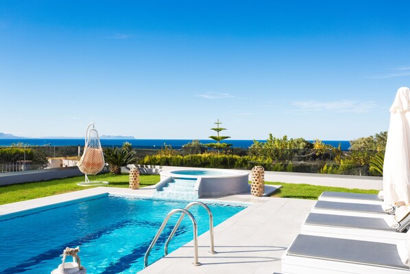 Outdoor pool, pool loungers