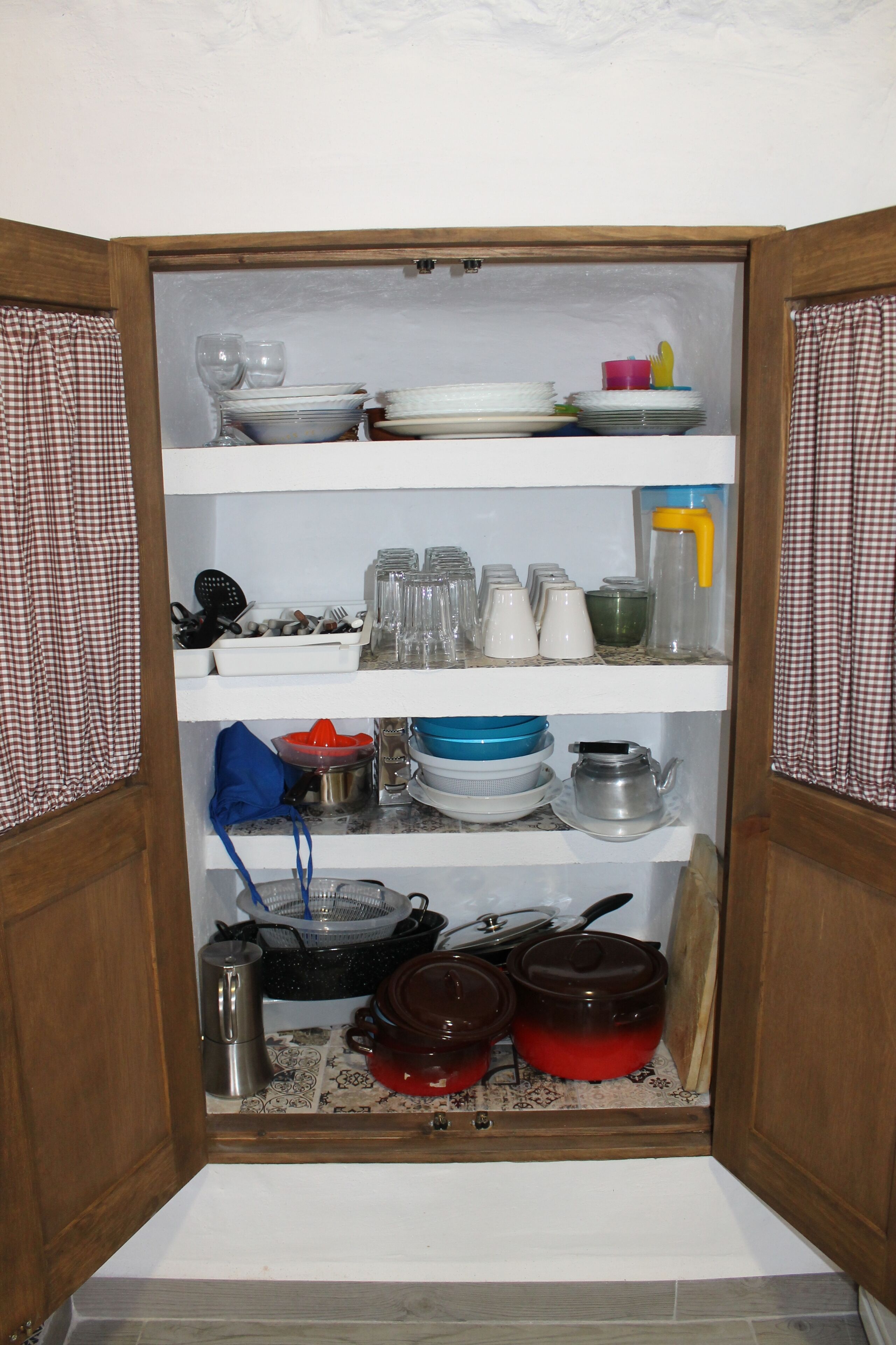 Rural accommodation Cave Adonia II