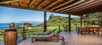 Villa Anna with sea view of the Zingaro reserve  