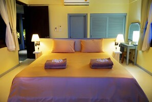 1 bedroom, in-room safe, iron/ironing board, free WiFi