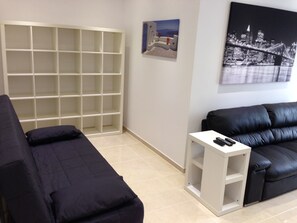 Smart-TV, DVD-Player, Stereoanlage