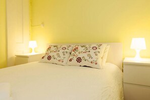 2 camere, ferro/asse da stiro, accesso a Internet, lenzuola