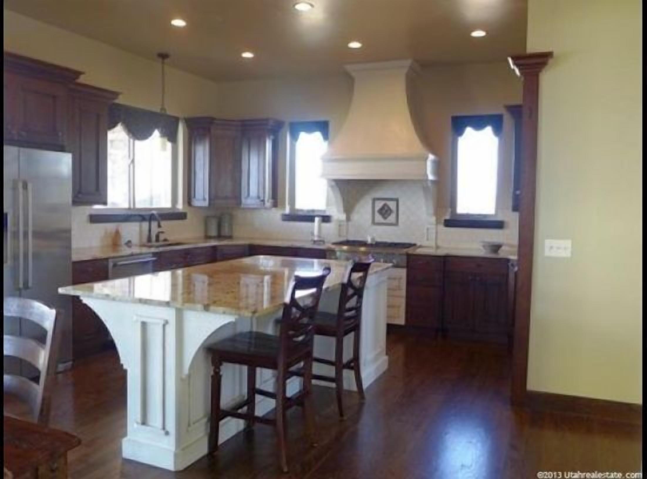 Gorgeous Home With Amazing View Of Bear Lake