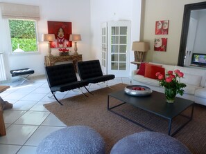 TV, DVD player, table tennis, books