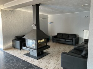 Interior - Country cottage high capacity (24p) in the heart of the Ardennes (Vresse Sur Semois)