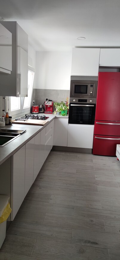Beach apartment in Urb. Private