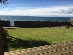 Property grounds - Beach house in Lower Largo with direct access to the sea and beautiful views (Lower Largo)