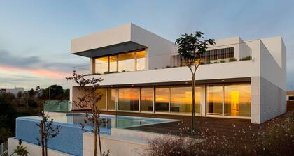 Spacieuse Villa Sunset avec vue imprenable