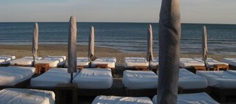 Aigues Vives: House / Villa - Aigues-vives