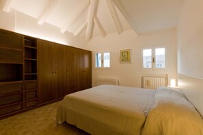 1 chambre, accès à Internet, literie fournie