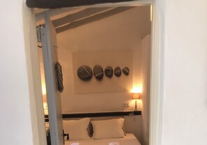 2 soverom, strykejern/-brett, wi-fi (inkludert) og sengetøy