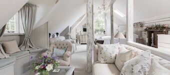 A magical and romantic getaway near Windsor Castle and beside Windsor Great Park