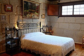 2 habitaciones, internet y ropa de cama