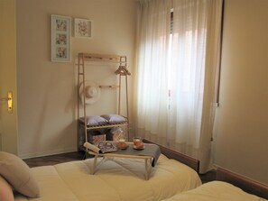 2 slaapkamers, een kluis op de kamer, een strijkplank/strijkijzer