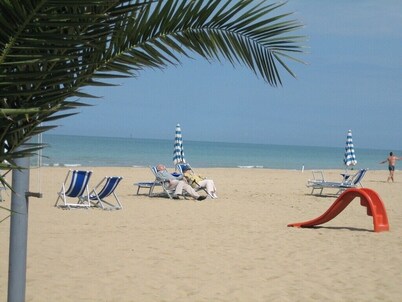 Great privacy; 5* views & a/c. Shown on TV. Mountains & Sea. By Nature Reserve.