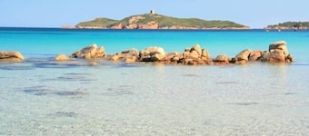 mansion - 8 rooms - 12/13 persons