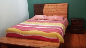 Coffre-fort, accès au Wi-Fi (inclus), literie fournie
